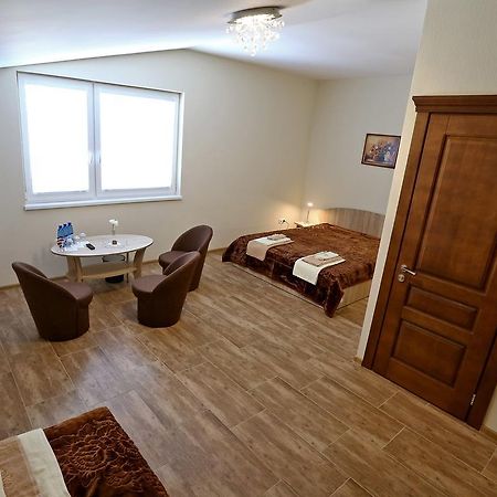 Juro Guest House Siauliai  Ngoại thất bức ảnh