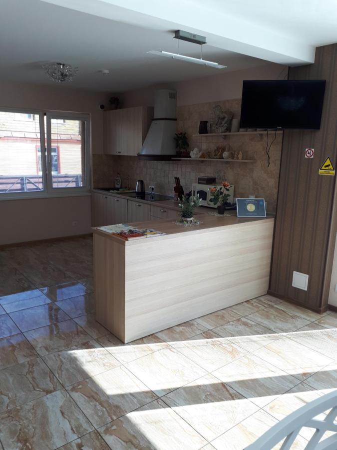 Juro Guest House Siauliai  Ngoại thất bức ảnh
