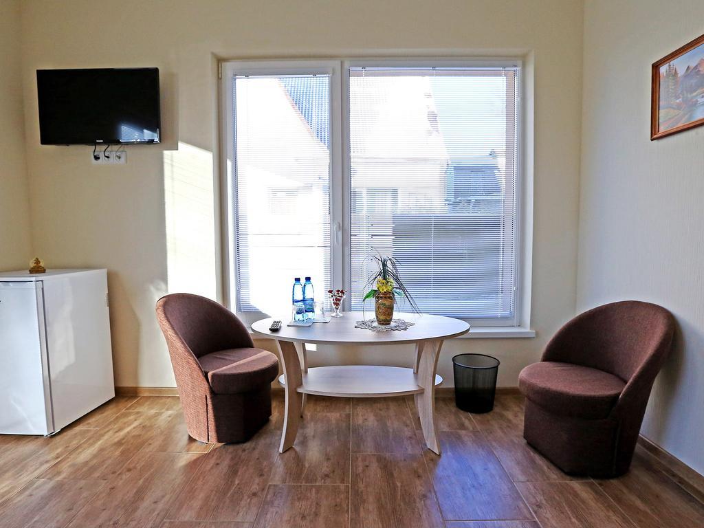 Juro Guest House Siauliai  Ngoại thất bức ảnh
